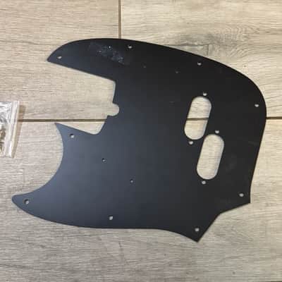 Fender JMJ Road Worn Mustang Bass Relic 3-Ply Black Pickguard USA MIM Vintage image 2
