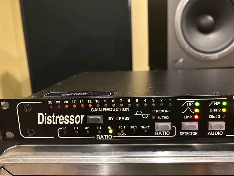 Empirical Labs EL8 Distressor early 2000s - Black image 1