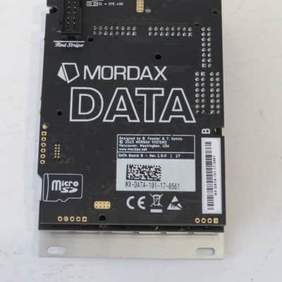 Mordax Data Eurorack Oscilloscope and Signal Generator Module – Boxed image 3