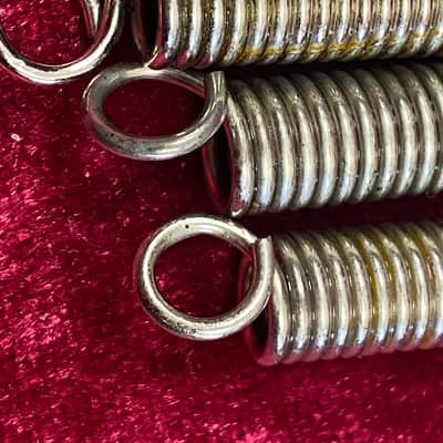 General Vintage Tone Vintage Tremolo Springs Pre CBS type GVT lower tensión custom made Aged image 4