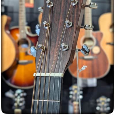 Martin Standard Series 000-17 image 4