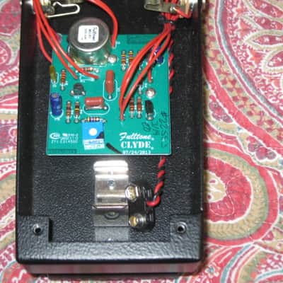 new old stock (2019) very near A+ Fulltone Clyde Deluxe, Black (orig Feet&Screws were switched to new Dunlop feet/screws)+ battery, strings, & copy of Owner's Manual (NO box, NO orig paperwork, NO sticker) image 21