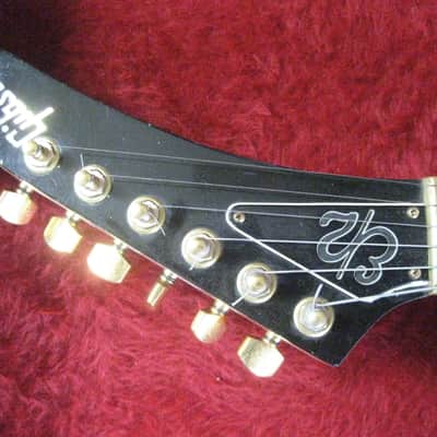 Gibson E2 Explorer 1980 - Walnut image 4