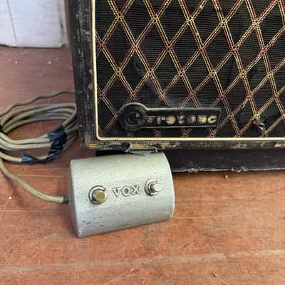 Vintage 1969 Vox Gyrotone II G2 Rotary Speaker Cabinet Original Footswitch 1960s image 2