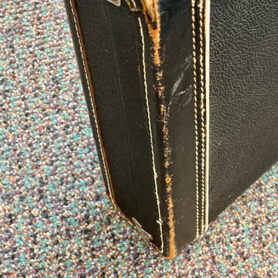 1966 Fender bass tolex hardcase image 16