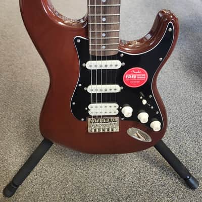 New Squier Classic Vibe '70s Stratocaster HSS HT Hardtail Electric Guitar - Mocha image 1