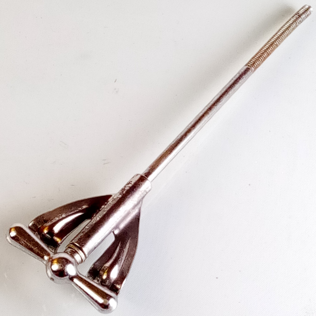Ludwig Bass Drum Bow-Tie 7"Long Tension T-Rod+Claw Chrome Vintage50-60 Club-Date — main photograph