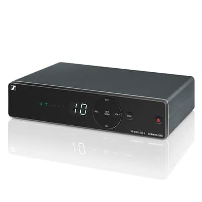 Sennheiser XSW 1-825 Handheld Wireless Microphone System - A Range image 3