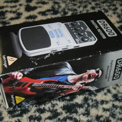 very near A+ (rarely used) Behringer DR600 Digital Reverb (Stereo), DR-600 + box, paperwork, battery, and strings image 16