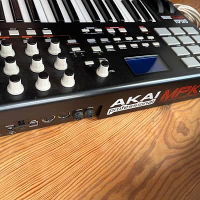 Akai MPK25 2012 - Black image 2