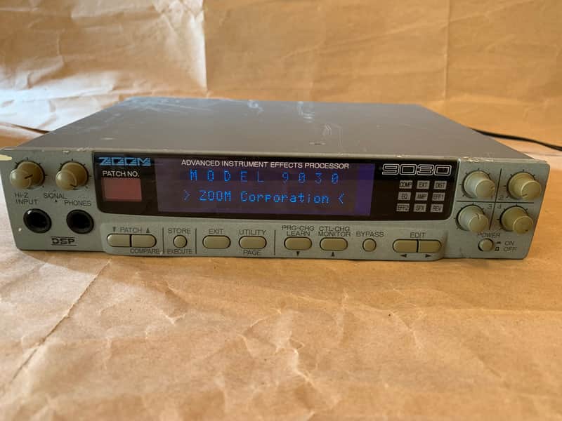 【名機】ZOOM 9030 マルチエフェクター ギター エフェクト プロセッサー Zoom 9030 - What To Know & Where To Buy | Equipboard