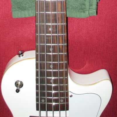 K Tone Semi Hollow 5 string bass White image 11