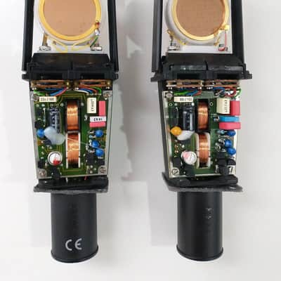AKG C414 B ULS Multipattern Large Diaphragm Condenser Microphone Pair w/ Shockmounts and Case image 6