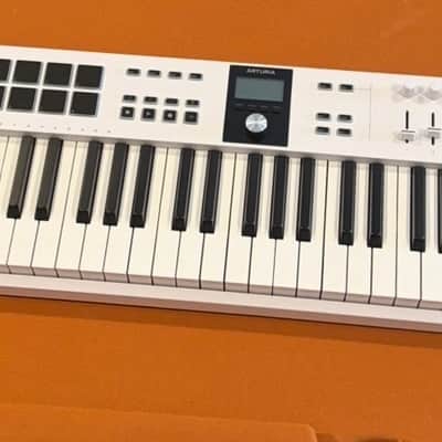 Arturia KeyLab 88 MkII MIDI Controller 2019 - Present - White