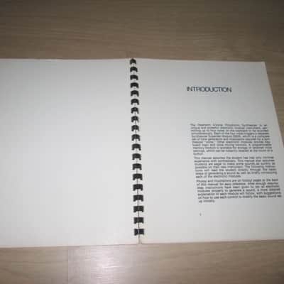 Oberheim 4-voice Original Manual - Extremely Rare - Synthesizer Catalog/Brochure image 2