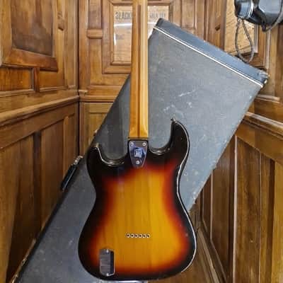 Music Man Sabre II 1978-80 - 3-Color Sunburst image 2