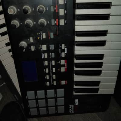 Akai MPK25 2012 - Black