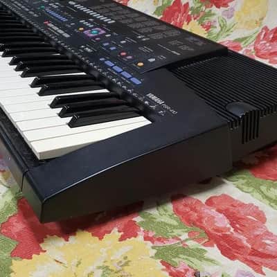 Yamaha PSR-410 Mid- 90's - Black image 5