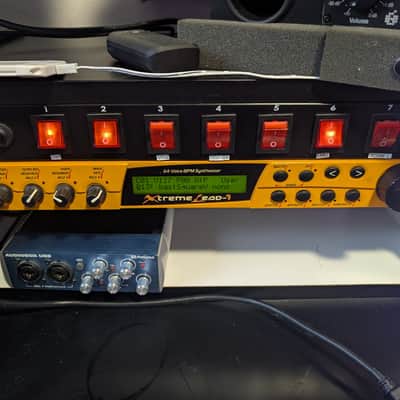 E-MU Systems Xtreme Lead-1 Rackmount 64-Voice Expandable Synthesizer 2000 - Orange