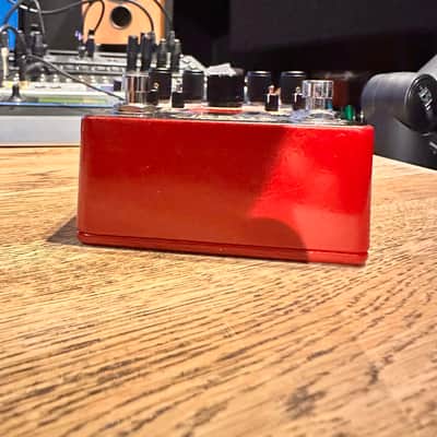 KMA Audio Machines Cirrus Spatial Temporal Modifier 2019 - 2021 - Red image 3