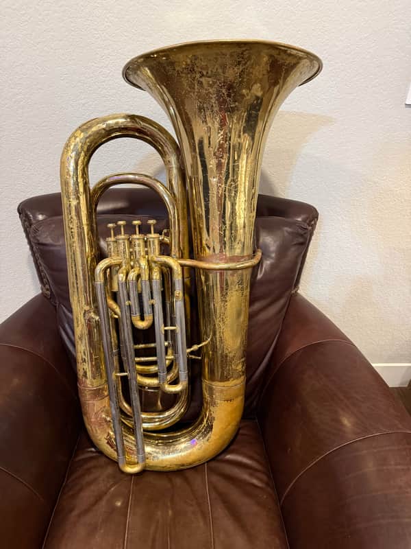 Yamaha YBB-321 Intermediate Bb 4-Valve Tuba - With Case image 1