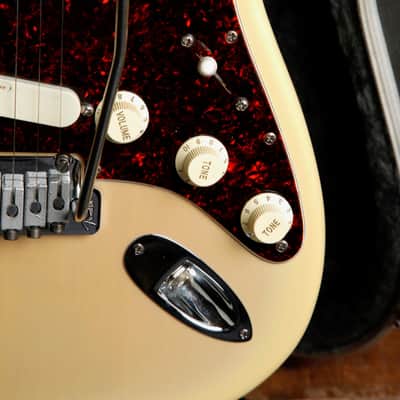 Fender 40th Anniversary Deluxe Strat Plus Vintage Blonde Electric Guitar 1994 Pre-Owned image 7