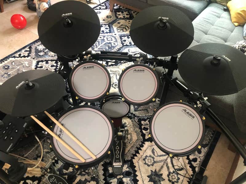 Alesis Crimson II Special Edition Mesh E-Drum Kit w/ DW 7000 Double Pedal