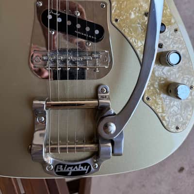 Fender 2017 American Elite Thinline Telecaster in Champagne with Bigsby image 3