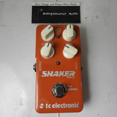 TC Electronics Shaker Vibrato Effects Pedal Free USA Ship image 1