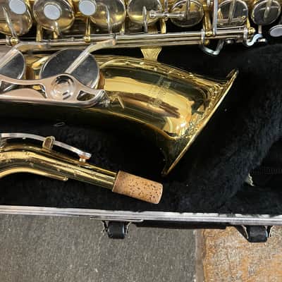 Yamaha YAS-23 Alto Saxophone, with case and mouthpiece. image 3