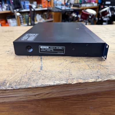 Used Tascam CD-400U CD / SD / USB Player with Bluetooth in Original Box image 9