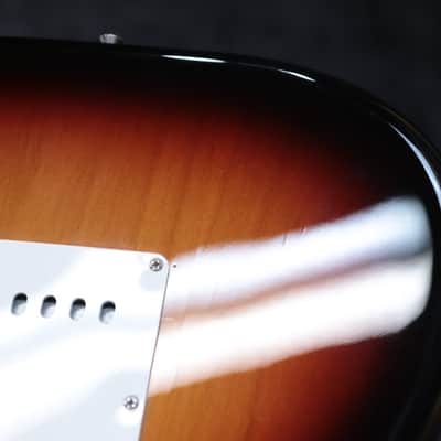 Fender Vintera '60s Stratocaster 3-Color Sunburst Electric Guitar w/Bag image 18
