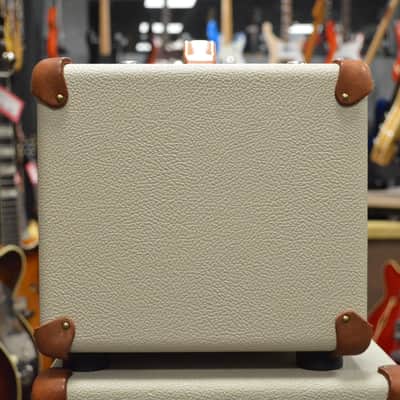 Victory Amps V40 Deluxe Head & Dutchess 212 Cab image 7