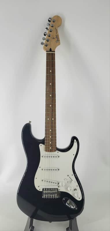 Fender Standard Stratocaster 1998 - 2005 | Reverb Canada