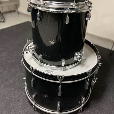 Q Drum Co. 24"/13"/16" Mahogany/Poplar/Mahogany w/ 6 ply Maple Re-rings 2015 Black Sparkle image 1