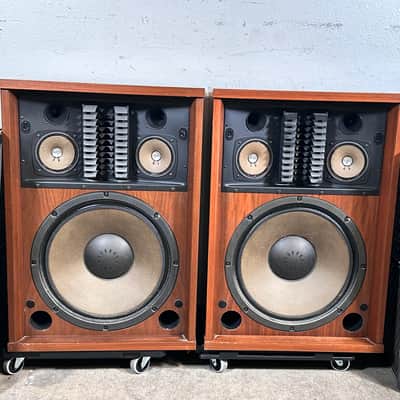Vintage Pair of Sansui SP-3500 4-Way Speakers