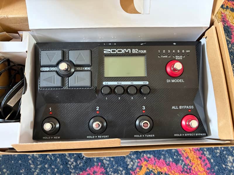 Zoom B2 Four 2023 - Present - Black
