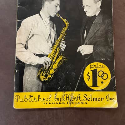 C.G. Conn New Wonder Series II 1926-1927 - Lacquered Brass with Vintage Instruction Manuals and Music Books image 8