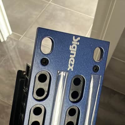 Signex  Isopatch PST96 Bantam/TT Patchbay 2023/2024 - blue image 4