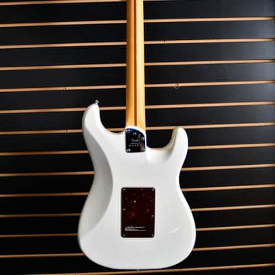 Fender American Ultra Stratocaster Left-Handed LH RW 2021 Arctic Pearl APL US210072828 7lb 15.9 oz image 11