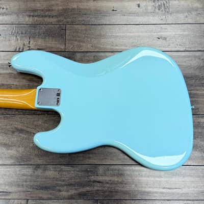 Fender Vintera '60s Jazz Bass with Pau Ferro Fretboard 2019 - Daphne Blue image 8