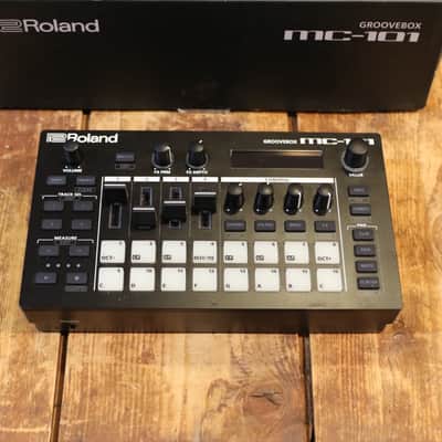 Roland MC-101 Groovebox 2019 - Present - Black image 2