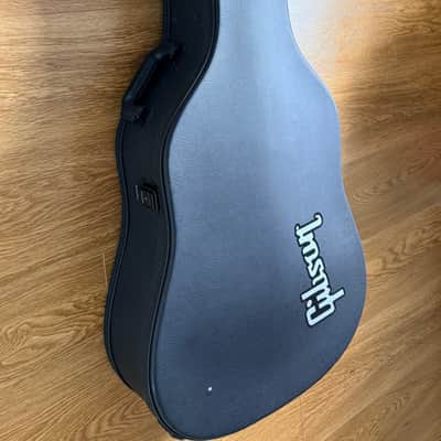 Gibson J-45 Standard (2020 - Present) image 10