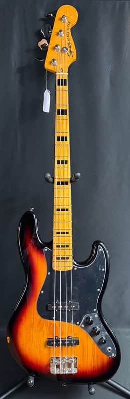 Squier Classic Vibe 70's Jazz Bass 4-String Bass Guitar 3-Tone Sunburst Finish image 1