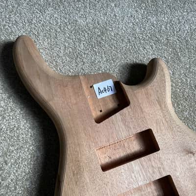 Mahogany 5 String Electric Bass Body image 3