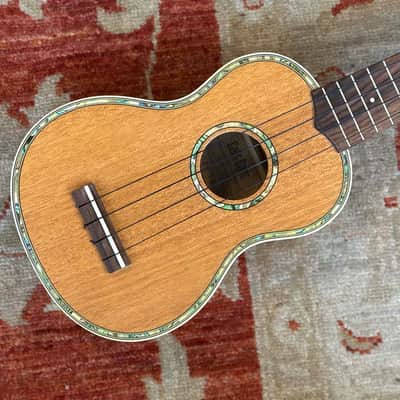 Tokai Cats Eyes CEU35 Ukulele image 1