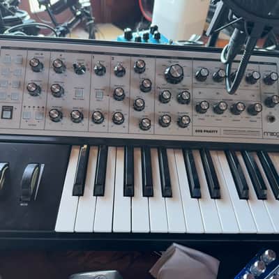 Moog Sub Phatty 2010s - Black