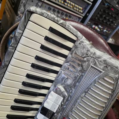 Castiglione Detriot Accordion Made In Italy 41/120 W Original Case And Straps image 5