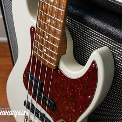 Gregg Guitars PJ5 Bass in Olympic White with an Chambered Ash Body and Roasted Flamed Maple Neck image 15