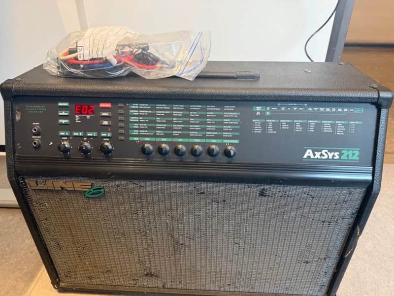 Line 6 AxSys 212 100-Watt 2x12" Stereo Digital Modeling Guitar Combo 1996 - 1997 - Black imagen 1